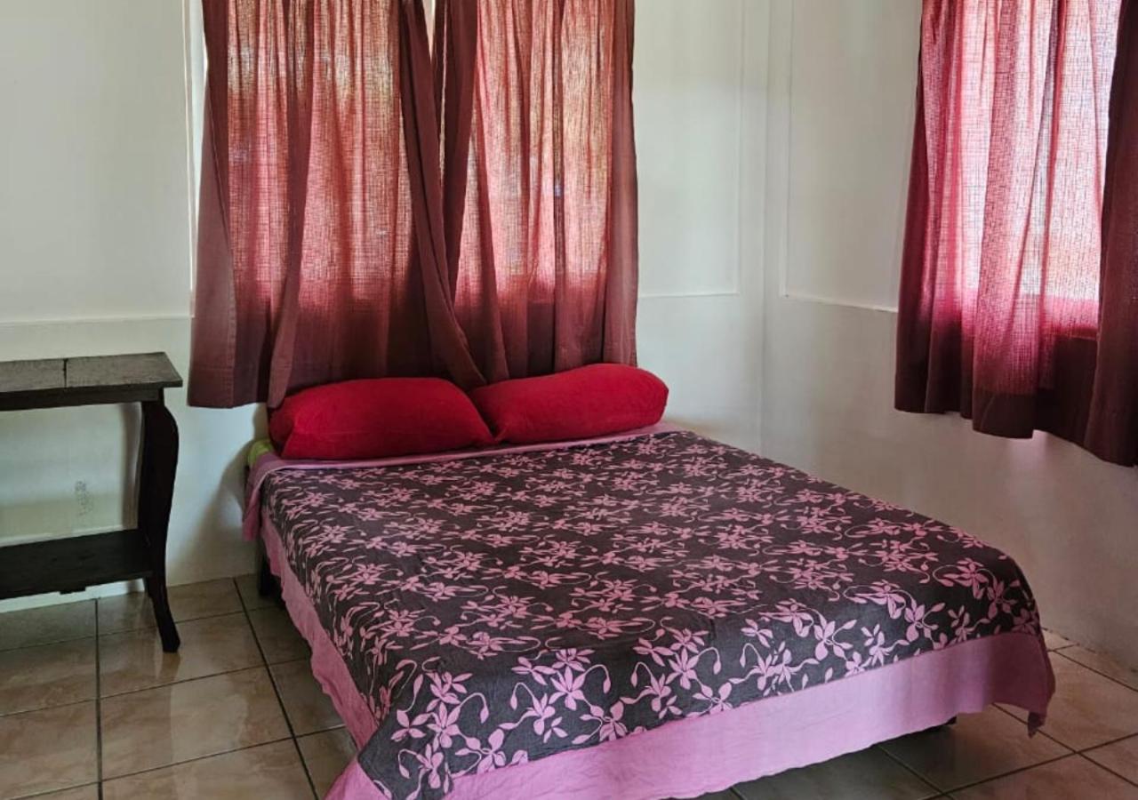 Vila Faka Pink House Fakarava Exteriér fotografie